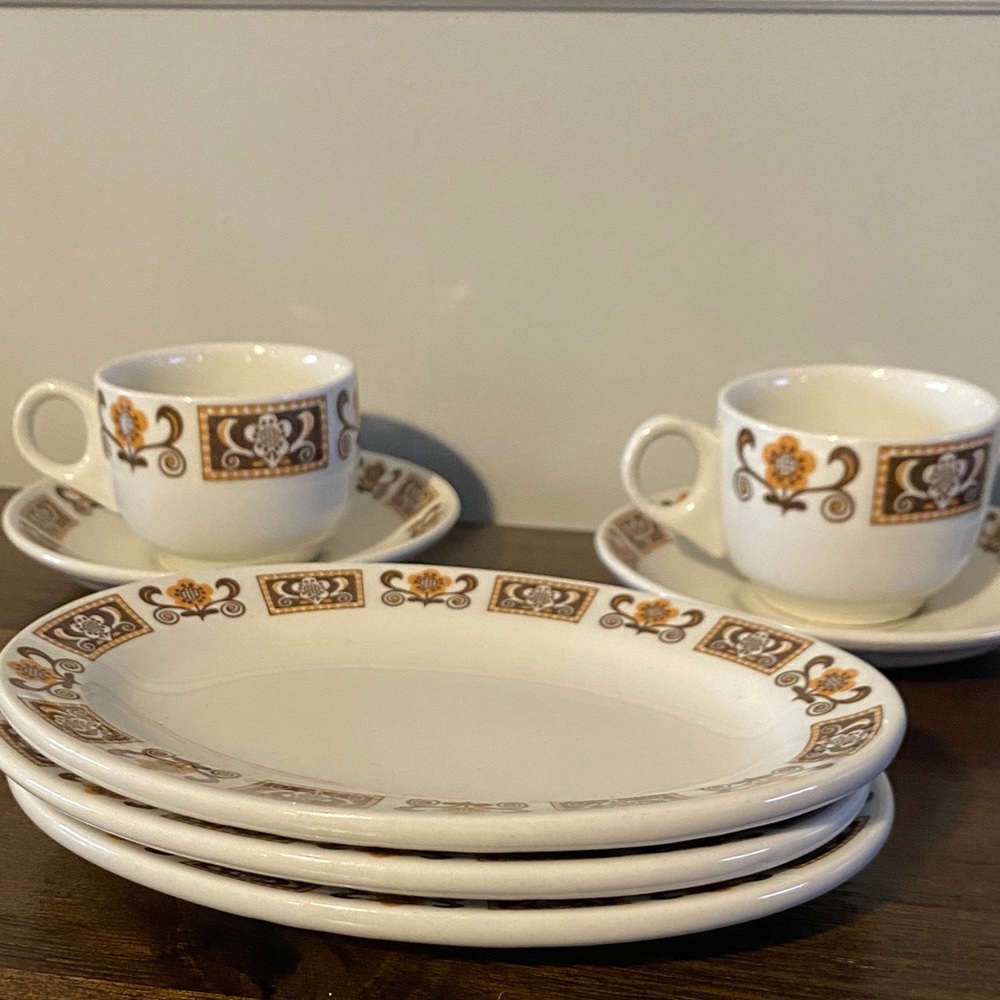 Vintage Grindley 70s pattern Tavern Brown and Cream Coffee Set with Saucers